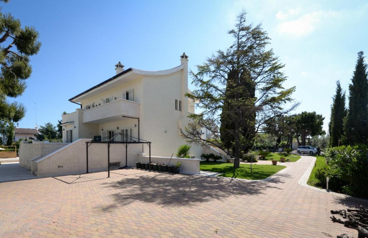 Casa Agapantus Con Piscina Da Giugno Apartment Bari Exterior photo